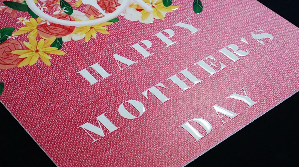 Gloss Varnish Effect Printing with Aluminum Printer